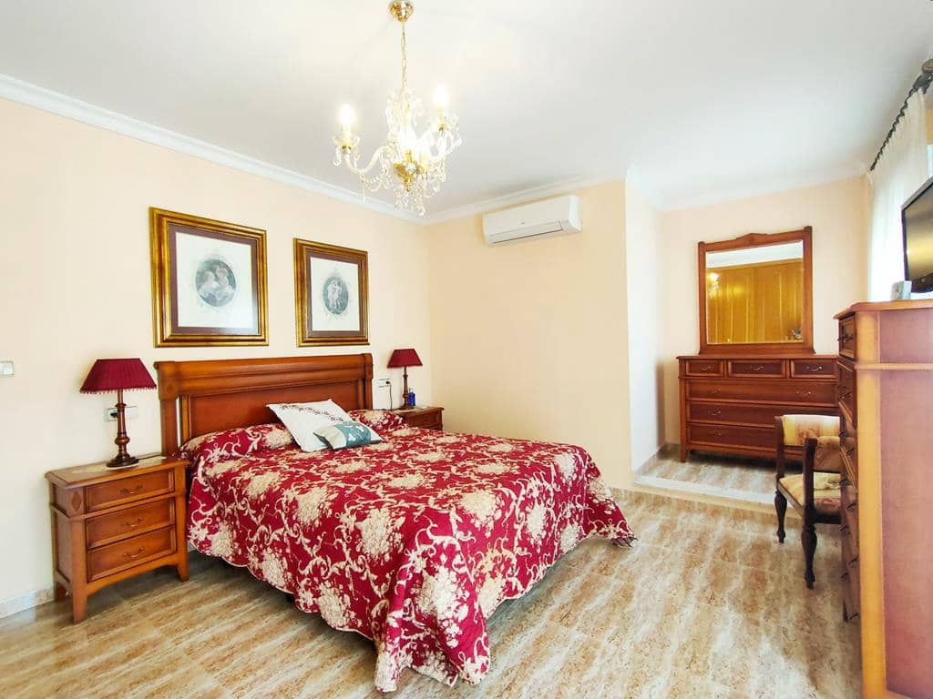 4 chambre Maison de Ville à vendre à Denia avec garage - 397 000 € (Ref: 9022638)