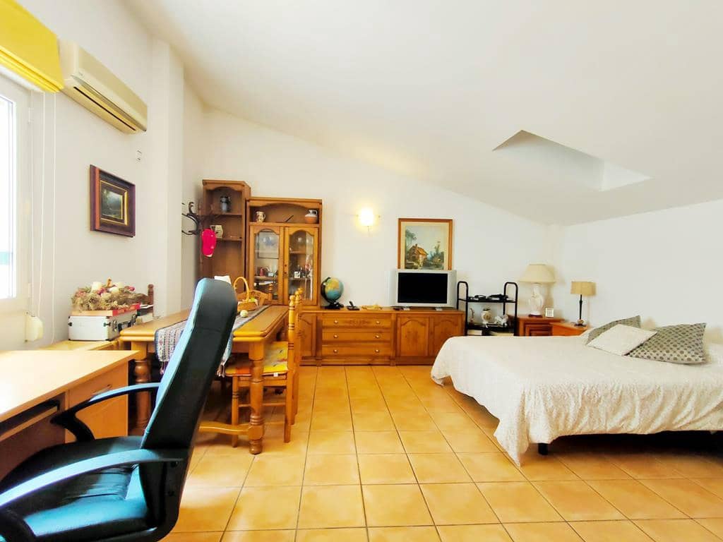 4 chambre Maison de Ville à vendre à Denia avec garage - 397 000 € (Ref: 9022638)