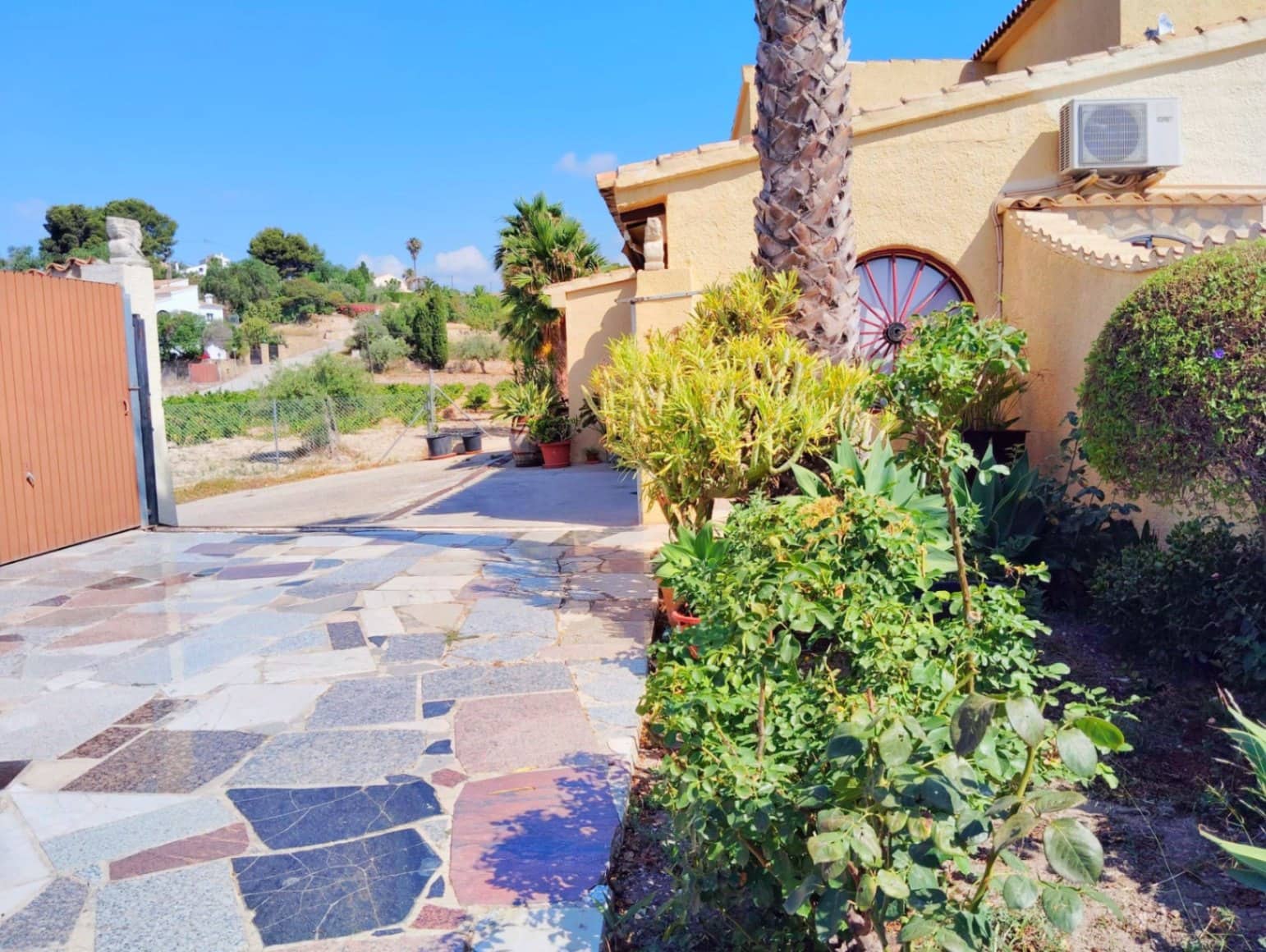 3 bedroom Villa for sale in Benissa with pool garage - € 539,000 (Ref: 9077495)