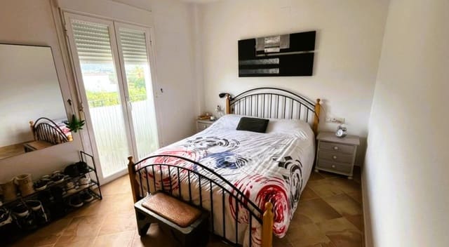 3 Zimmer Reihenhaus zu verkaufen in Alcalalí / Alcanalí mit Garage - 240.000 € (Ref: 9169133)