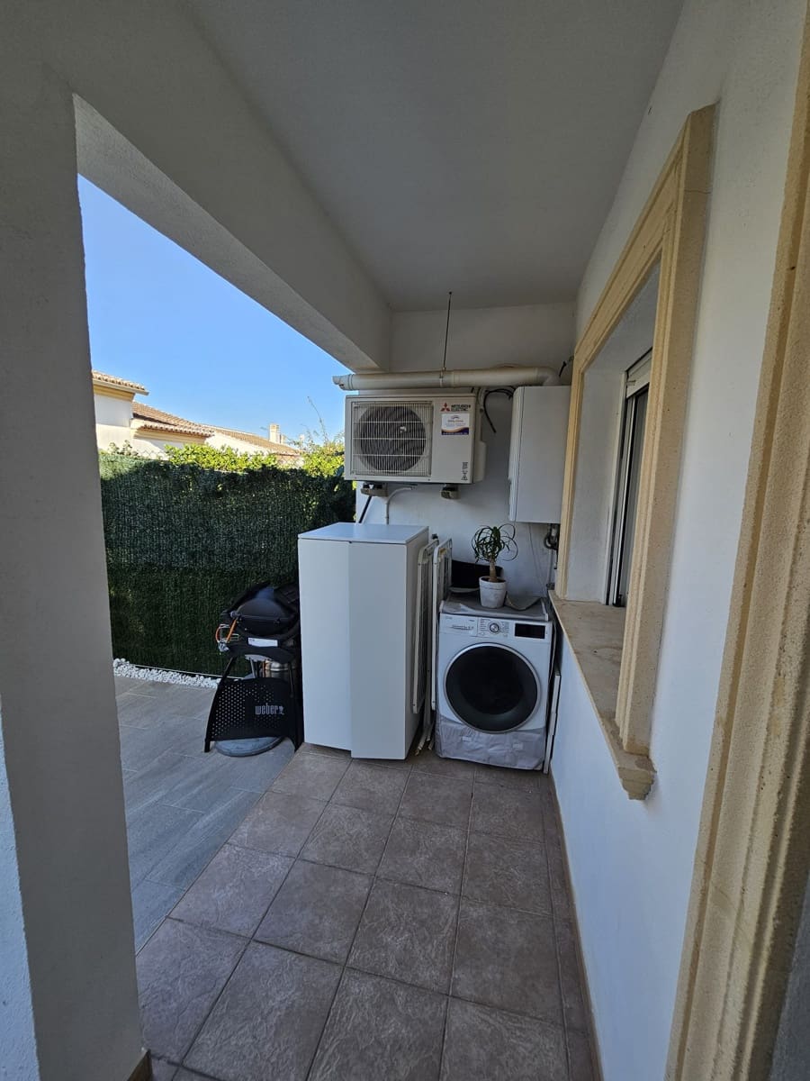 2 soverom Rekkehus til salgs i Benitachell / Benitatxell med svømmebasseng garasje - € 289 000 (Ref: 9235172)