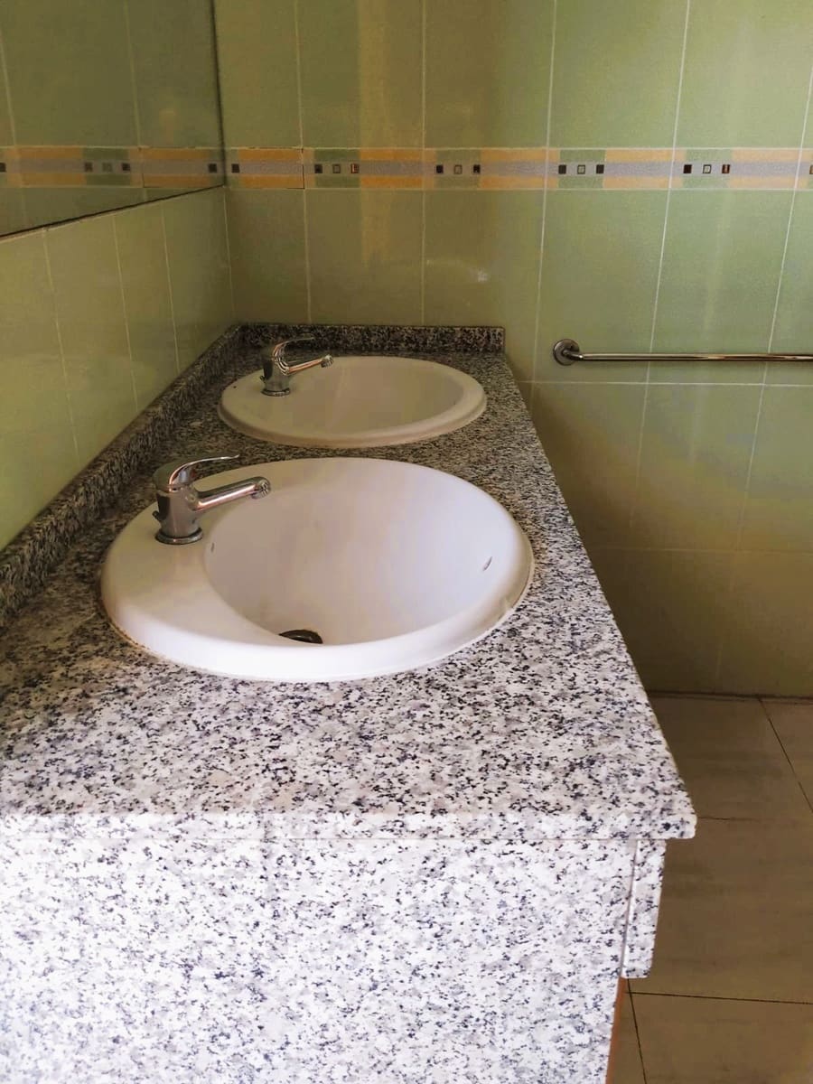 Komercyjne na sprzedaż w Bellreguard z garażem - 125 000 € (Ref: 9255927)