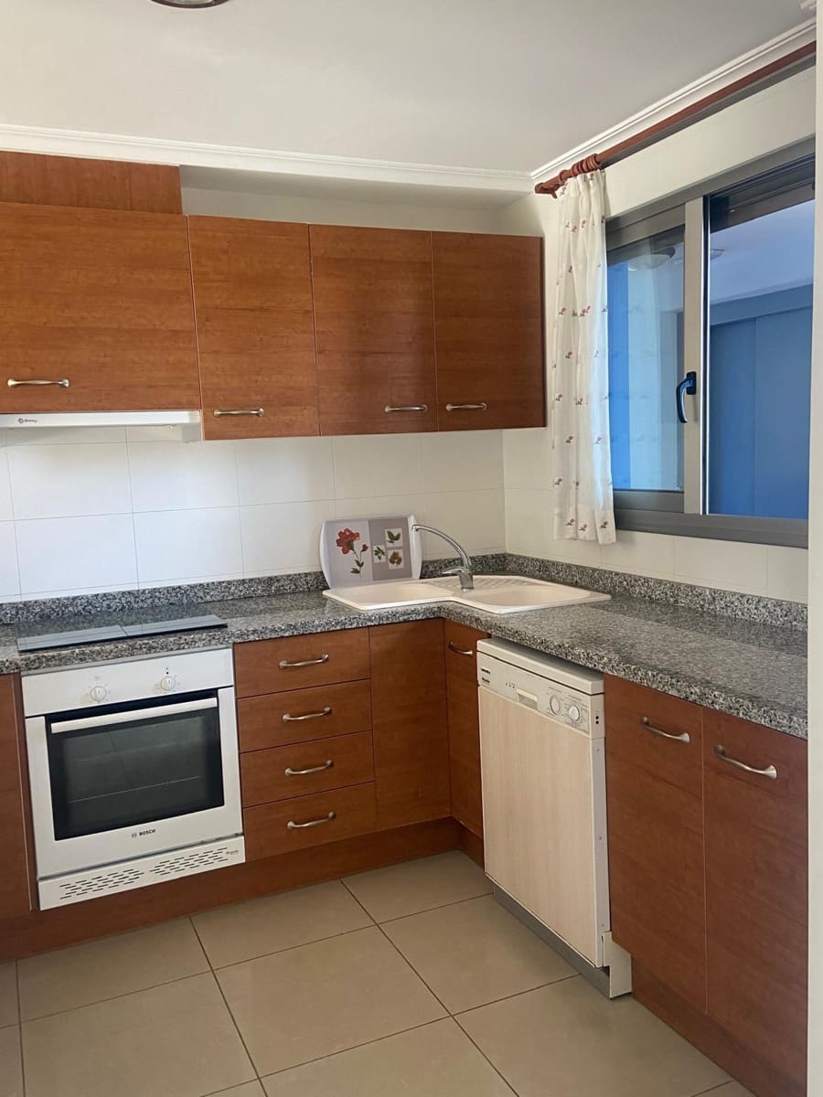 2 makuuhuone Huoneisto myytävänä paikassa Denia mukana 
autotalli - 281 000 € (Ref: 9317032)