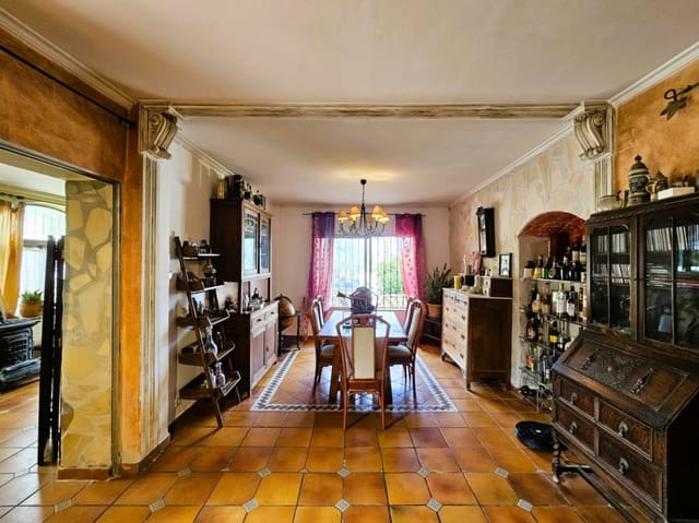 4 slaapkamer Villa te koop in El Montgó, Dénia met zwembad garage - € 649.000 (Ref: 9340531)