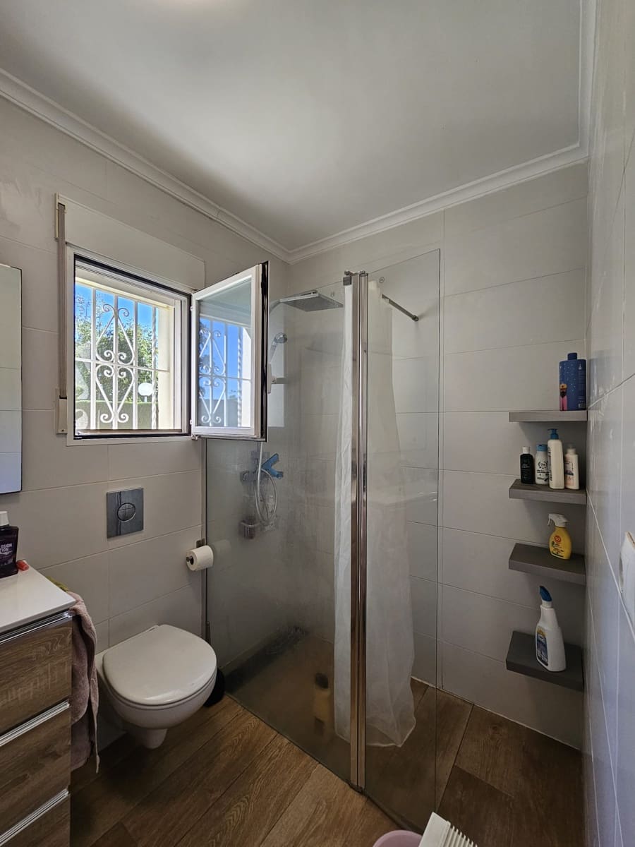 Apartamento de 3 habitaciones en Dénia en venta con piscina garaje - 320.000 € (Ref: 9371640)