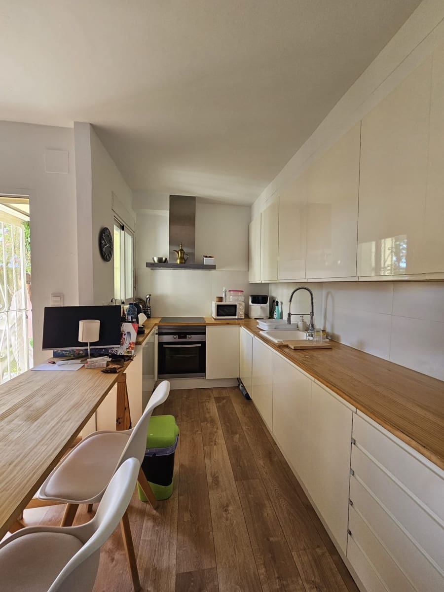 Apartamento de 3 habitaciones en Dénia en venta con piscina garaje - 320.000 € (Ref: 9371640)