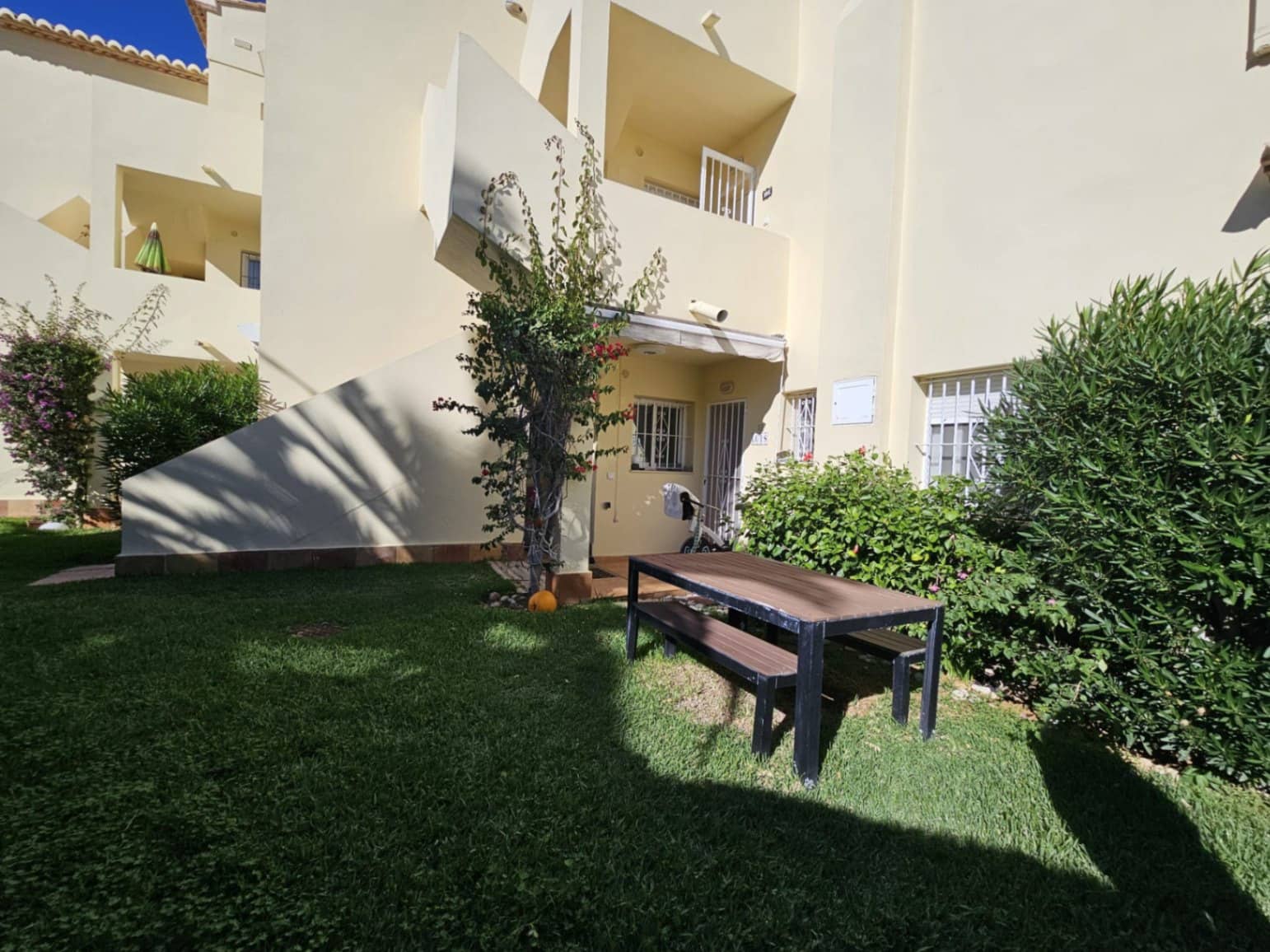 Apartamento de 3 habitaciones en Dénia en venta con piscina garaje - 320.000 € (Ref: 9371640)