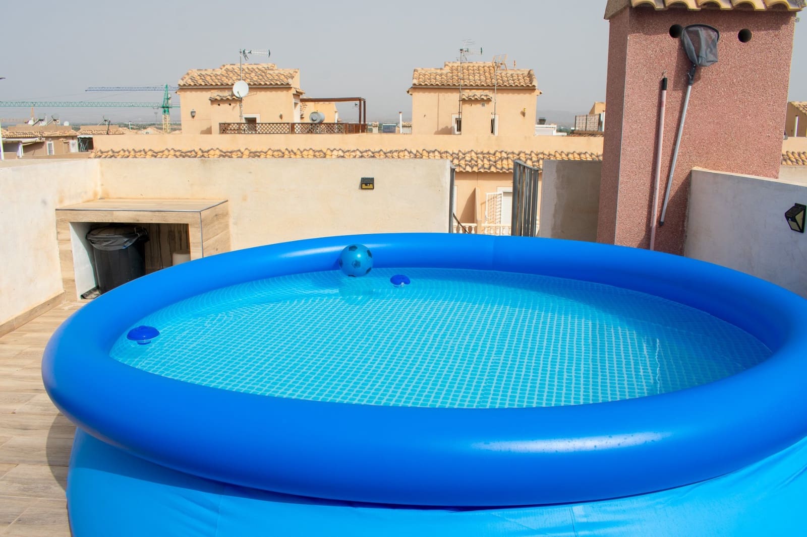 3 soverom Rekkehus til salgs i Gran Alacant med svømmebasseng - € 240 000 (Ref: 9371645)