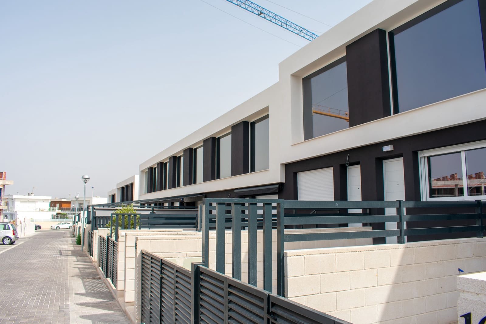 2 sovrum Radhus till salu i Gran Alacant med pool - 320 000 € (Ref: 9371646)