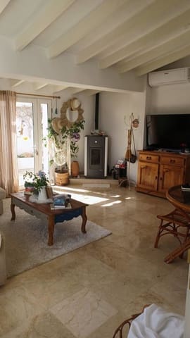 2 soveværelse Villa til salg i Teulada Pueblo, Teulada-Moraira med garage - € 399.000 (Ref: 9371652)