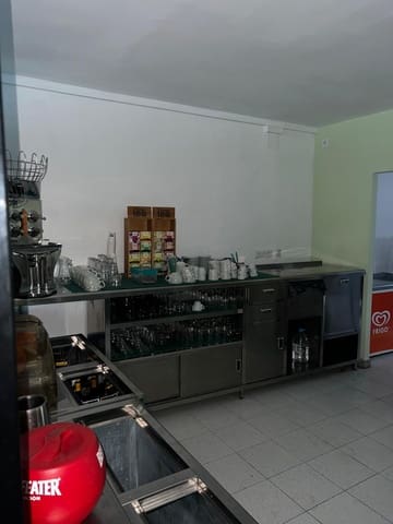 Commercial for sale in Teulada Pueblo, Teulada-Moraira with garage - € 60,000 (Ref: 9390043)