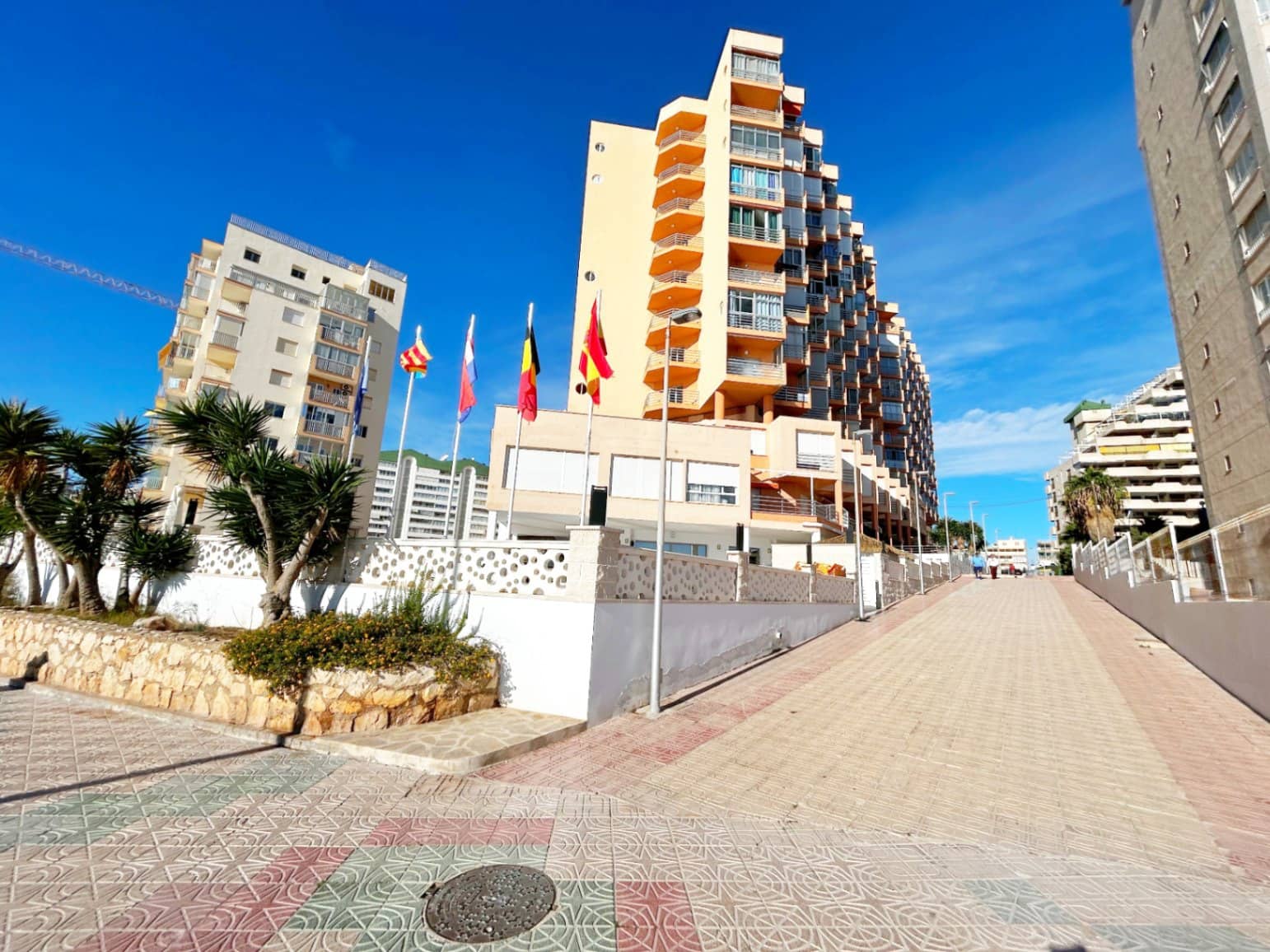 1 bedroom Apartment for sale in Calpe / Calp with pool - € 254,000 (Ref: 9419361)