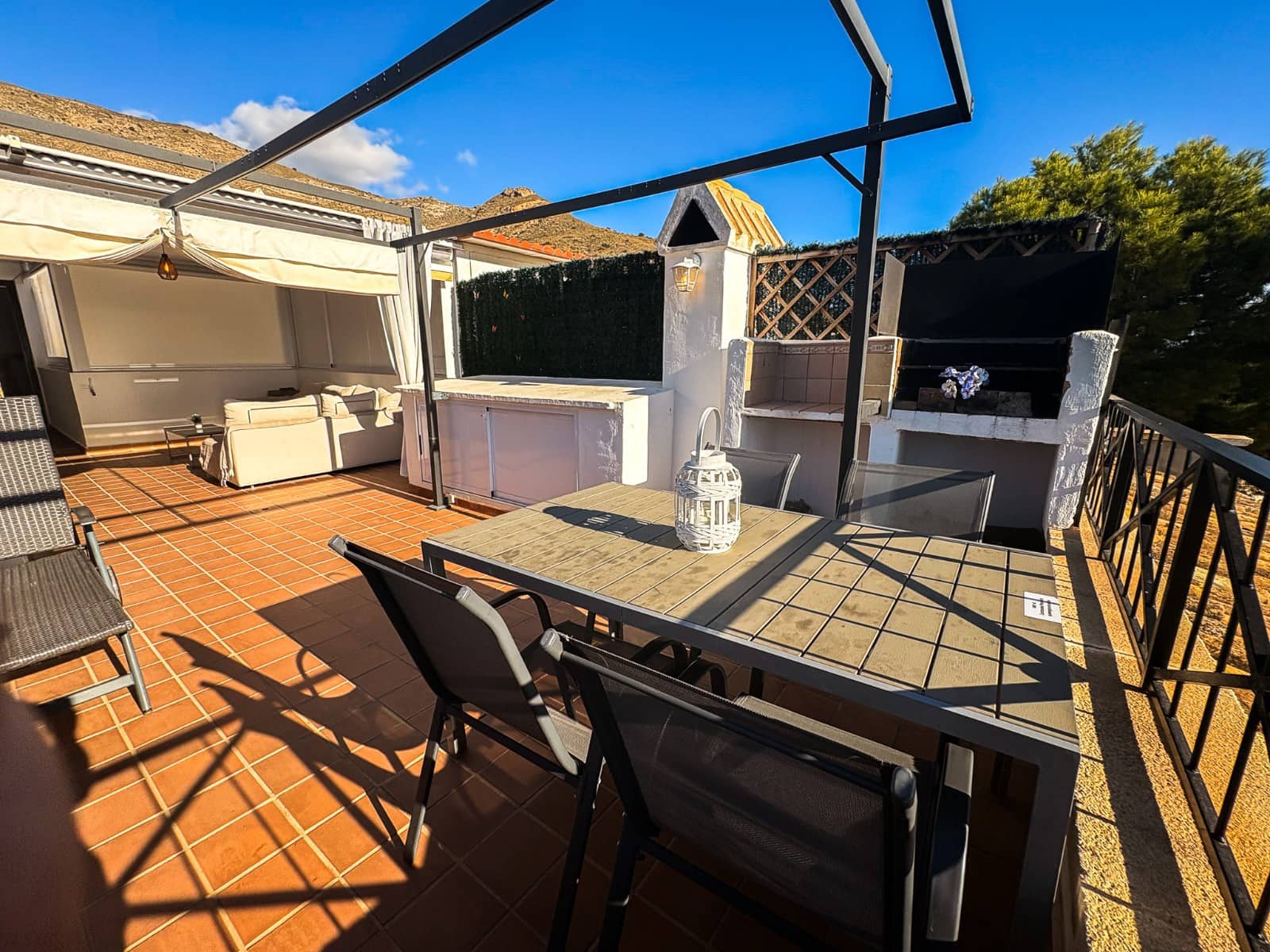 2 soveværelse Rækkehus til salg i Finestrat med swimmingpool - € 367.000 (Ref: 9439029)