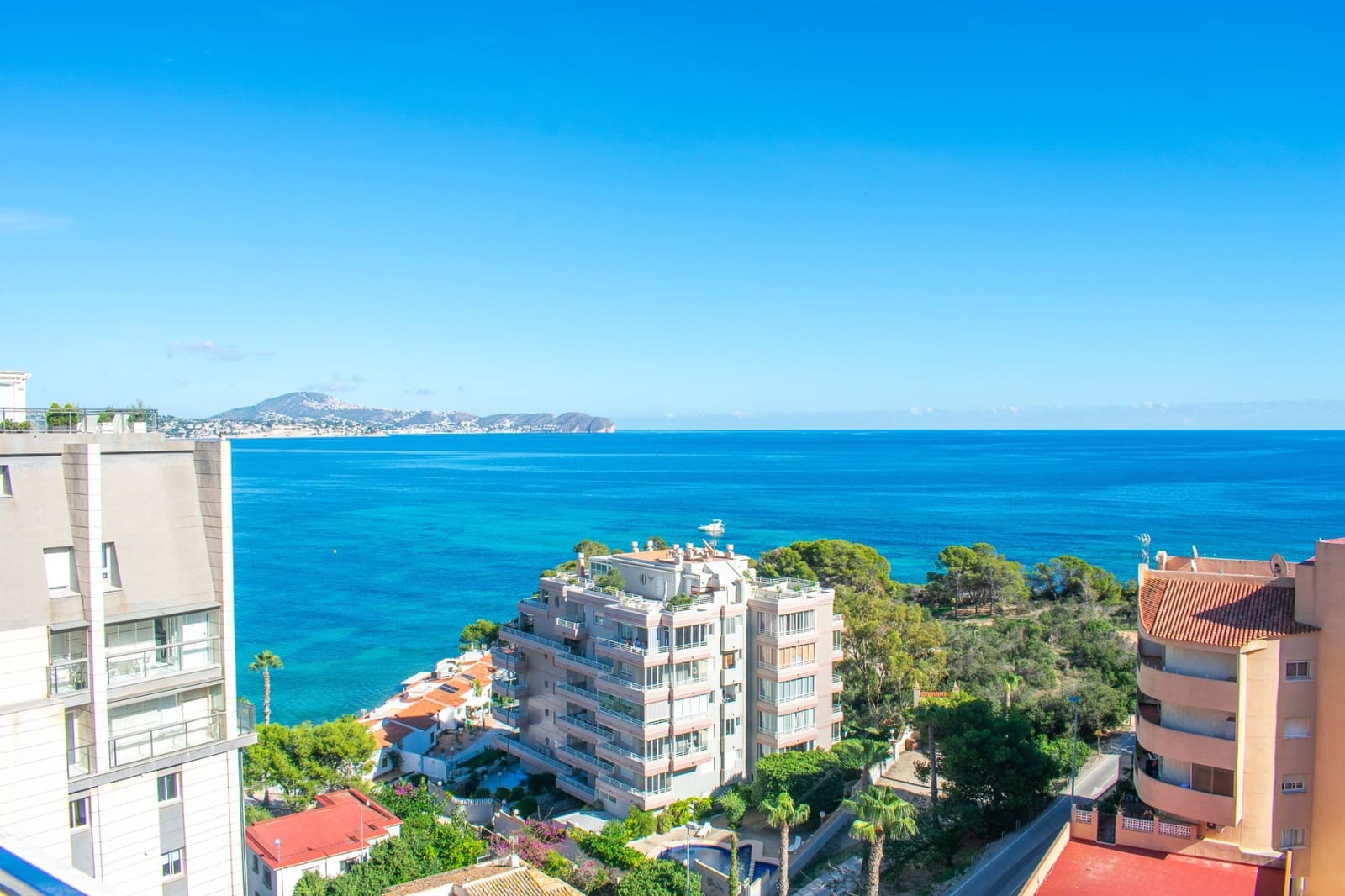 2 slaapkamer Appartement te koop in Calpe / Calp met zwembad - € 525.000 (Ref: 9439030)