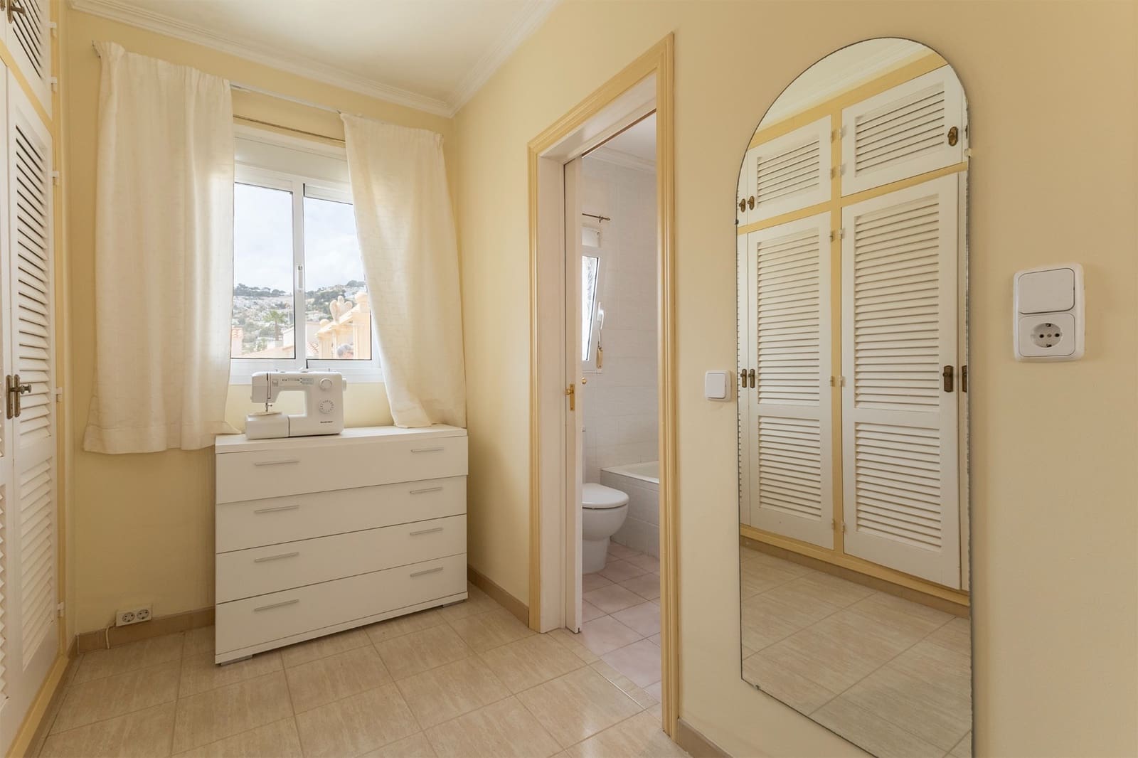 3 bedroom Villa for sale in Moraira with pool - € 690,000 (Ref: 9439032)