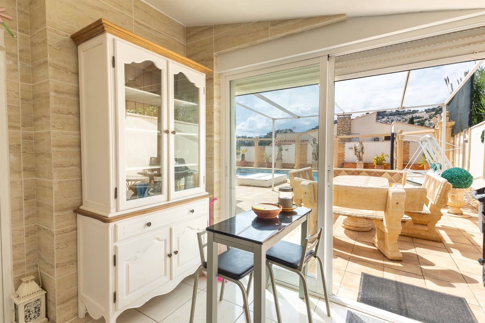 3 bedroom Villa for sale in Moraira with pool - € 690,000 (Ref: 9439032)