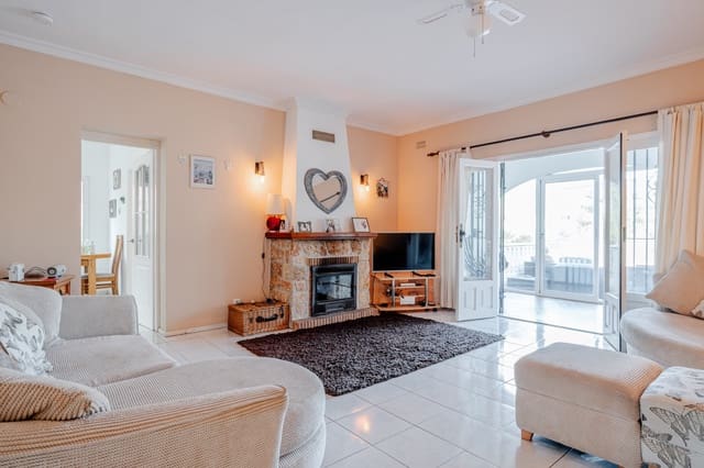 4 makuuhuone Huvila myytävänä paikassa Moraira, Teulada-Moraira mukana uima-altaan - 565 000 € (Ref: 9494476)