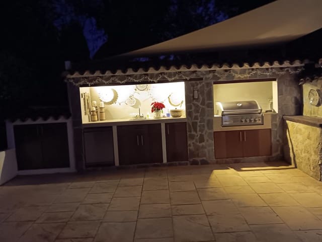 3 soveværelse Finca/Landehus til salg i Benissa med swimmingpool garage - € 630.000 (Ref: 9598501)