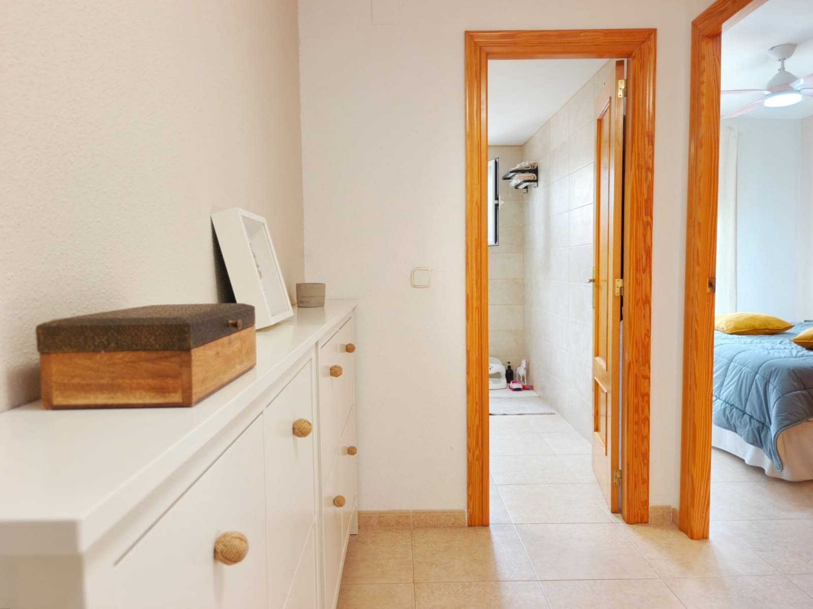 5 bedroom Villa for sale in Oliva with garage - € 318,000 (Ref: 9598505)