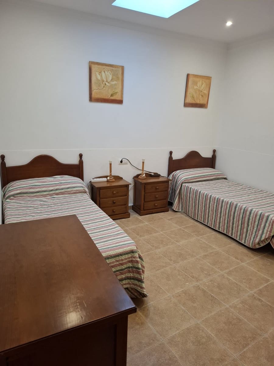 Apartamento de 2 habitaciones en Benissa en alquiler con piscina garaje - 1.200 € (Ref: 9610244)