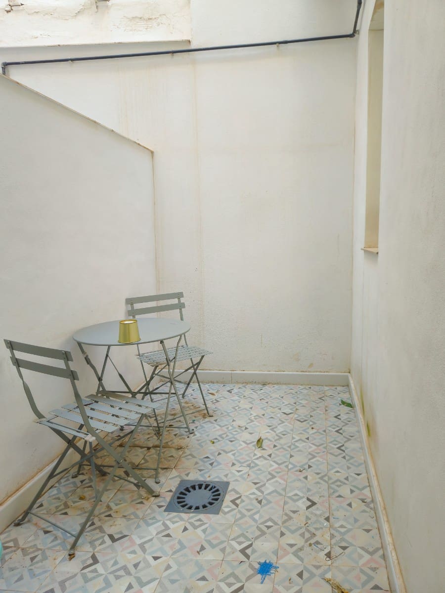 7 bedroom Apartment for sale in Alicante / Alacant city - € 629,000 (Ref: 9610754)