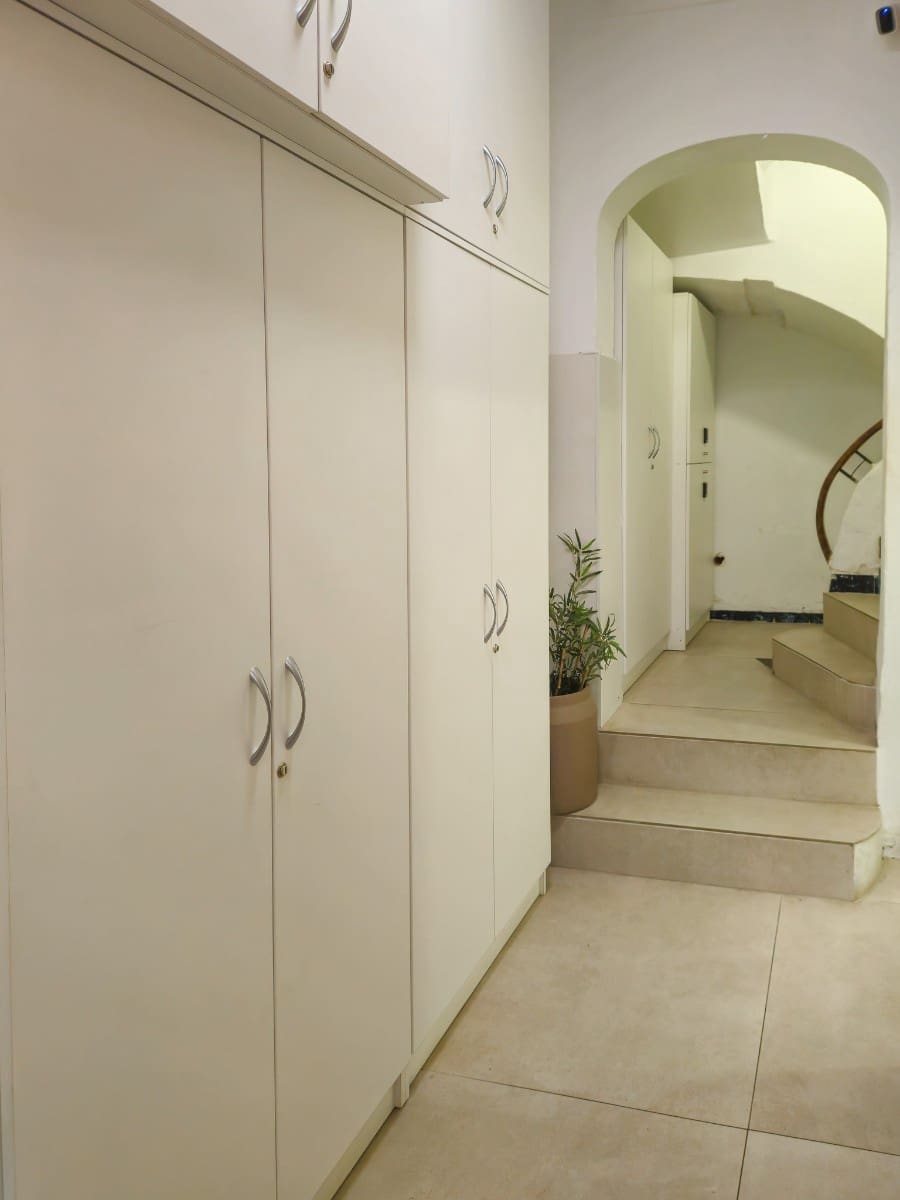 7 bedroom Apartment for sale in Alicante / Alacant city - € 629,000 (Ref: 9610754)