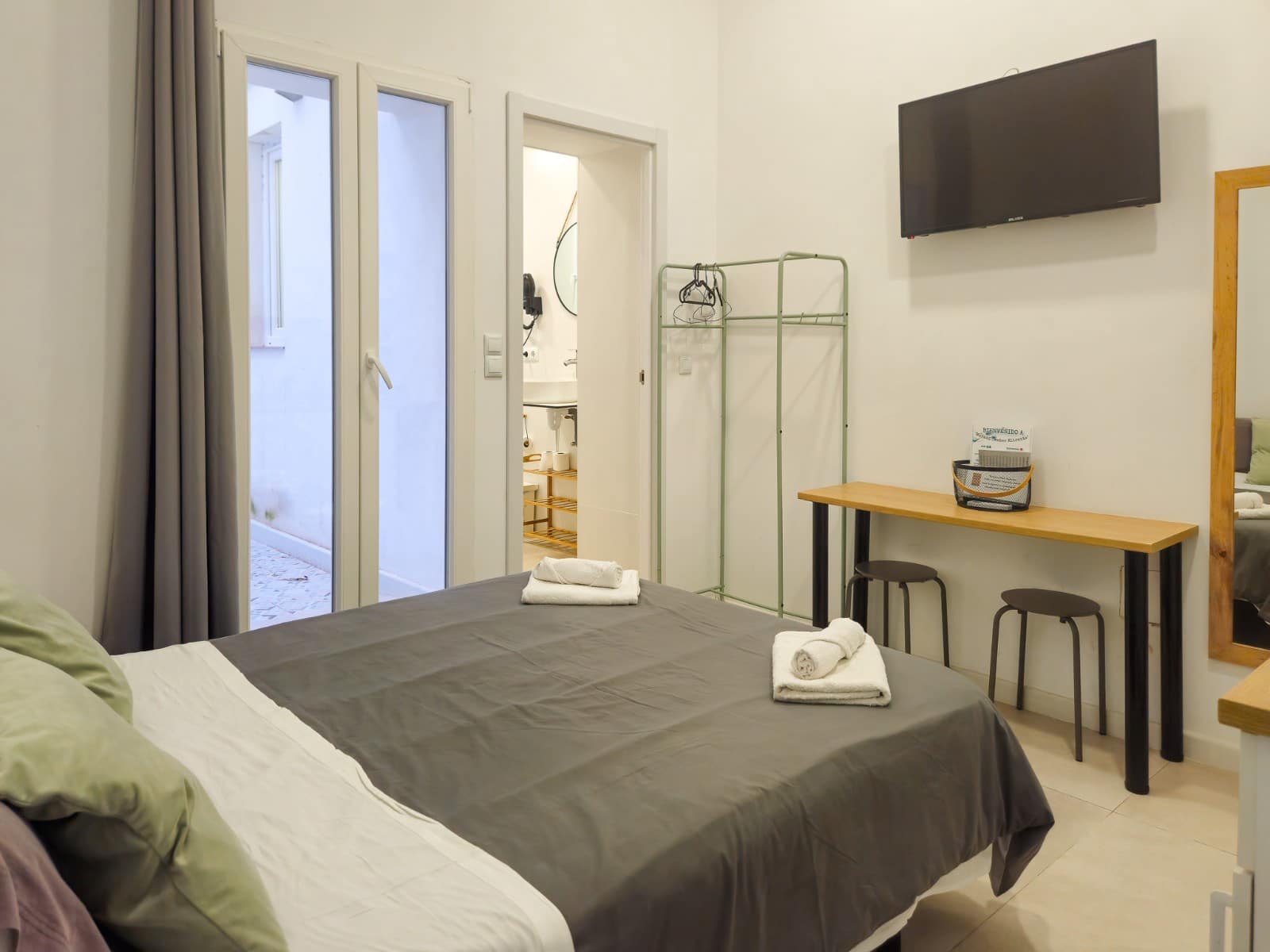 7 bedroom Apartment for sale in Alicante / Alacant city - € 629,000 (Ref: 9610754)