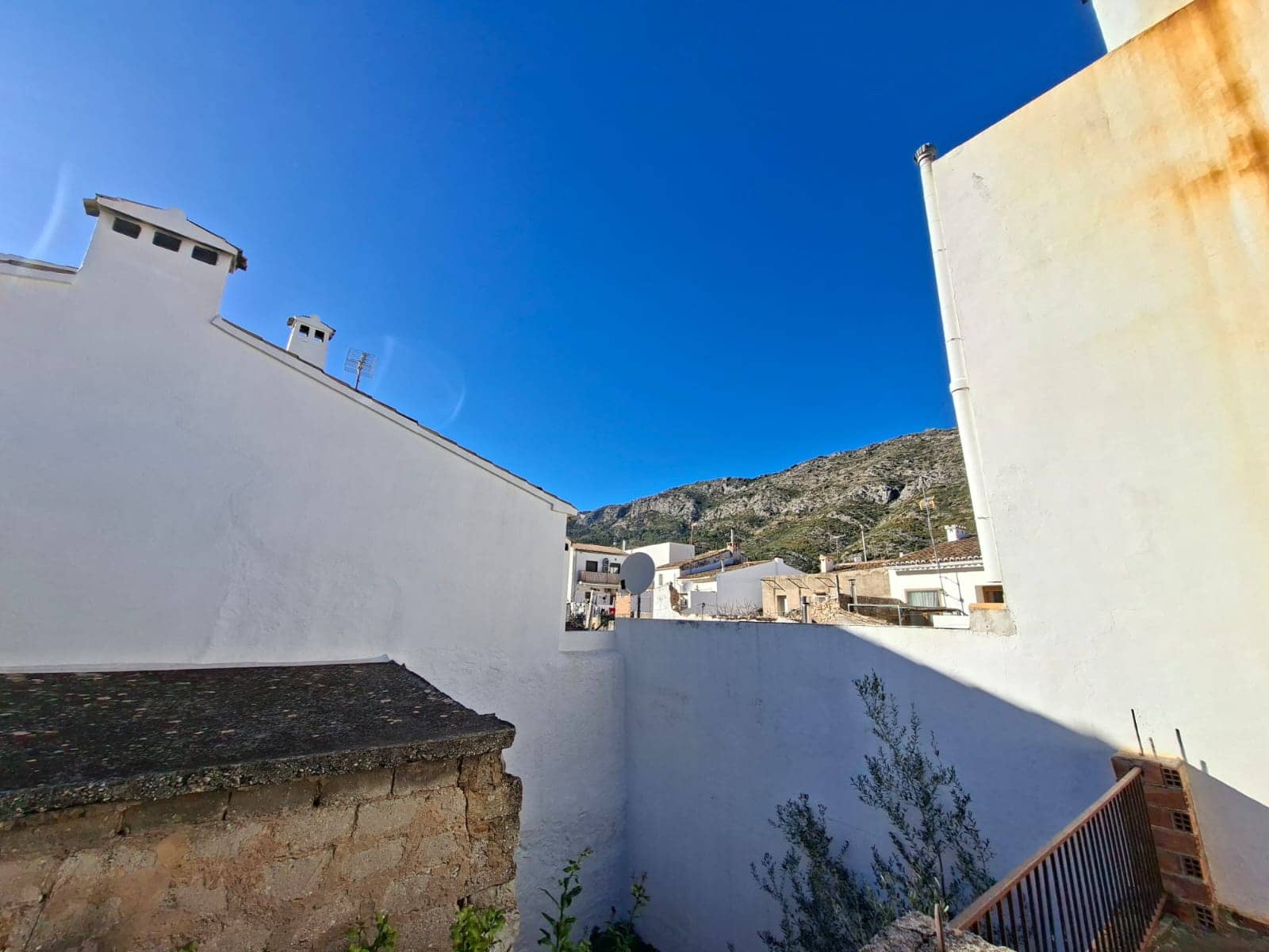 Erhverv til salg i Benigembla / Benichembla - € 49.000 (Ref: 9627270)