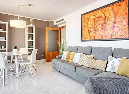 Apartamento de 2 habitaciones en Calpe / Calp en alquiler con piscina garaje - 1.600 € (Ref: 9627273)