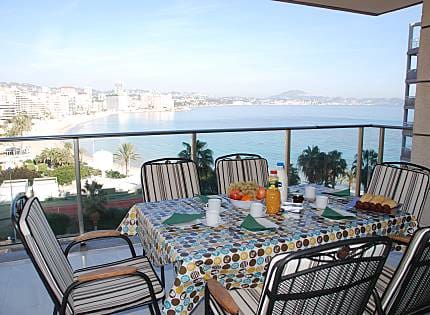 Apartamento de 2 habitaciones en Puerto, Calpe / Calp en alquiler con piscina garaje - 1.600 € (Ref: 9627273)