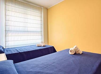 Apartamento de 2 habitaciones en Puerto, Calpe / Calp en alquiler con piscina garaje - 1.600 € (Ref: 9627273)