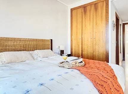 Apartamento de 2 habitaciones en Puerto, Calpe / Calp en alquiler con piscina garaje - 1.600 € (Ref: 9627273)