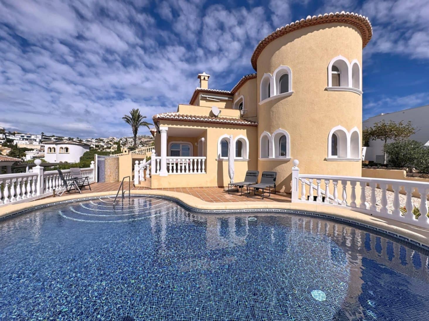 2 sypialnia Willa na sprzedaż w Benitachell / Benitatxell z basenem garażem - 585 000 € (Ref: 9673700)