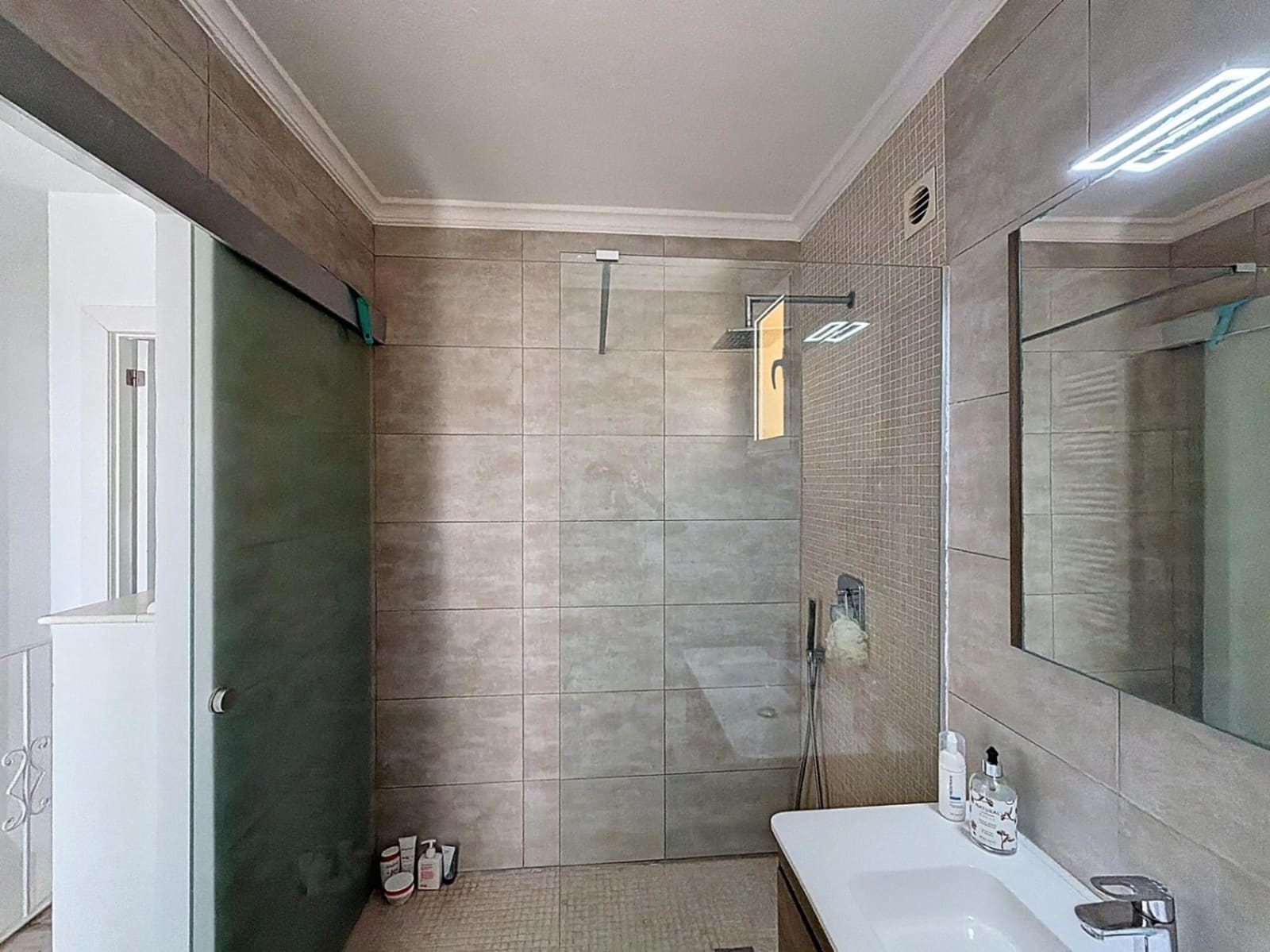 2 soveværelse Lejlighed til salg i Benitachell / Benitatxell med swimmingpool garage - € 259.000 (Ref: 9700322)