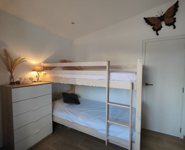 2 sypialnia Willa na sprzedaż w Teulada Pueblo, Teulada-Moraira z garażem - 375 000 € (Ref: 9789995)