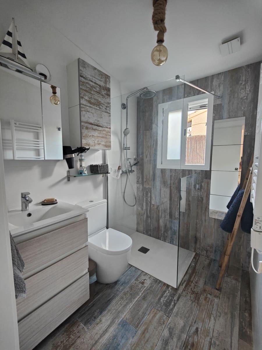 2 sypialnia Willa na sprzedaż w Teulada z garażem - 375 000 € (Ref: 9789995)