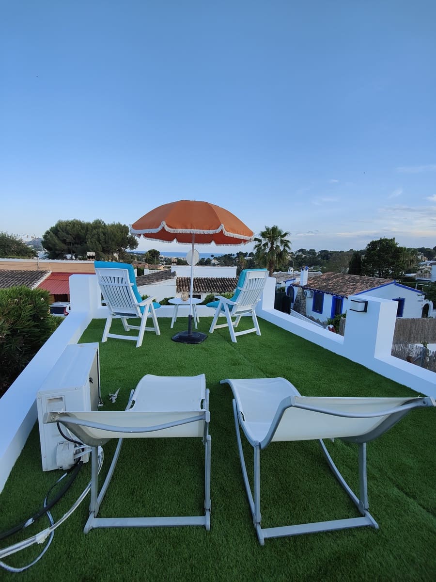 2 sypialnia Willa na sprzedaż w Teulada z garażem - 375 000 € (Ref: 9789995)