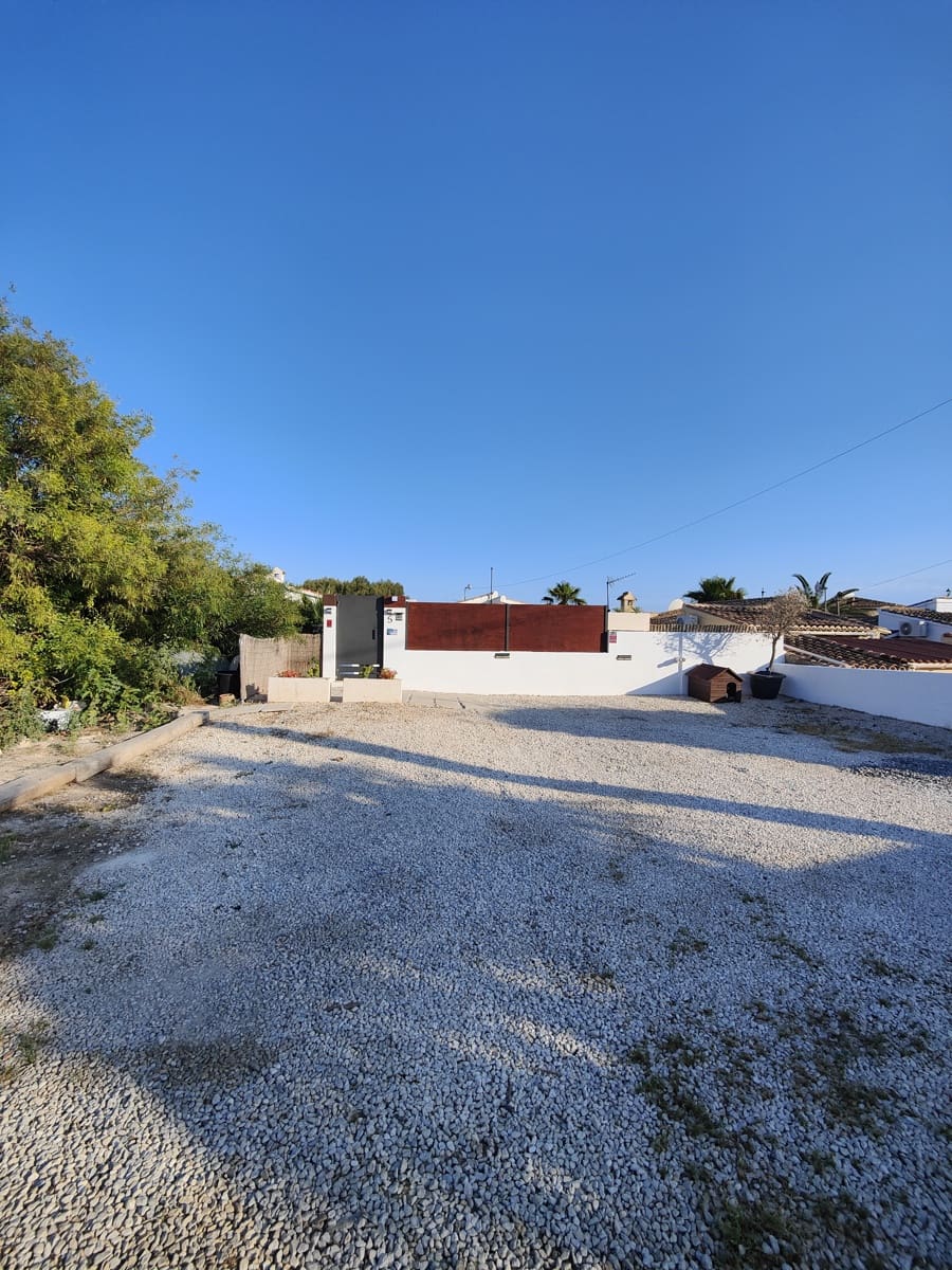 2 sypialnia Willa na sprzedaż w Teulada z garażem - 375 000 € (Ref: 9789995)