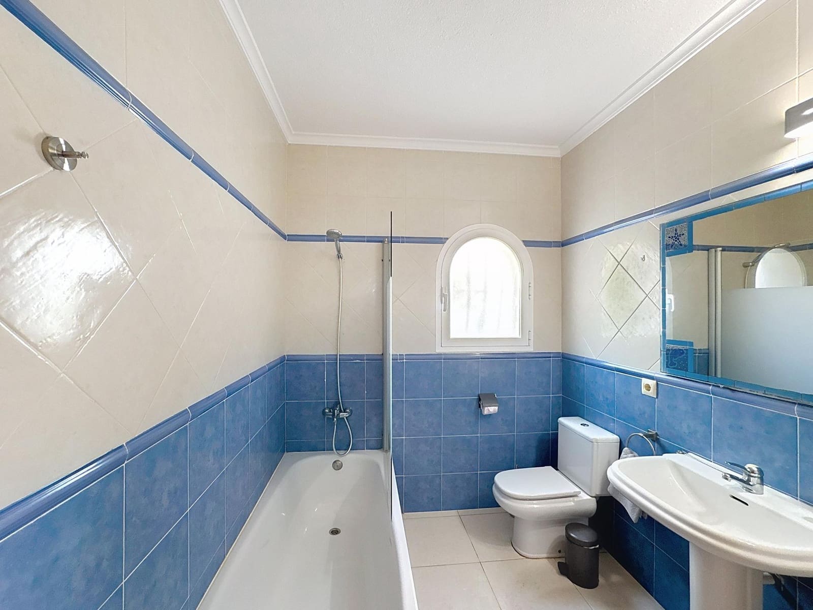 2 bedroom Villa for sale in Benitachell / Benitatxell with pool garage - € 450,000 (Ref: 9789996)