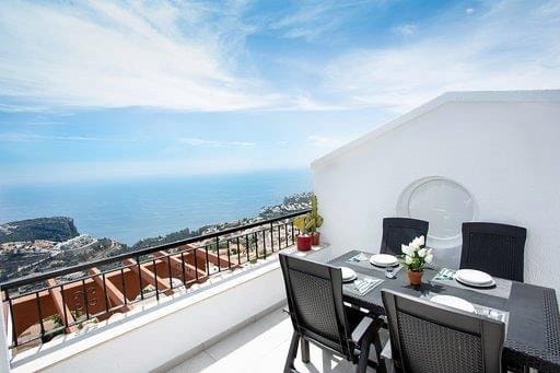 2 Zimmer Apartment zu verkaufen in Benitachell / Benitatxell mit Pool - 299.000 € (Ref: 9816876)