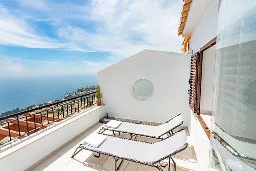 2 Zimmer Apartment zu verkaufen in Benitachell / Benitatxell mit Pool - 299.000 € (Ref: 9816876)