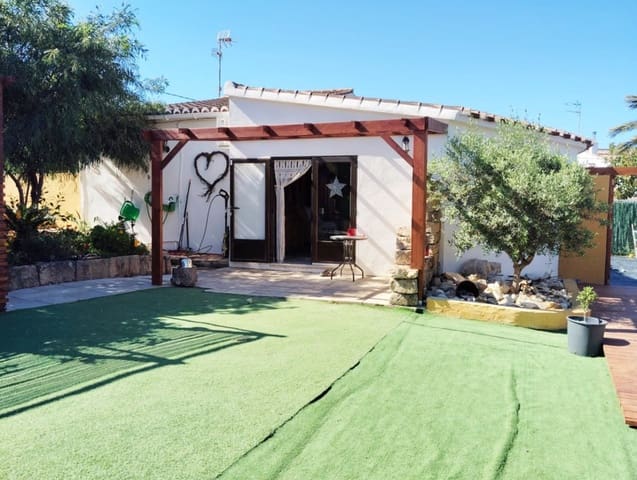 3 bedroom Finca/Country House for sale in Teulada Pueblo, Teulada-Moraira with pool garage - € 530,000 (Ref: 9816879)