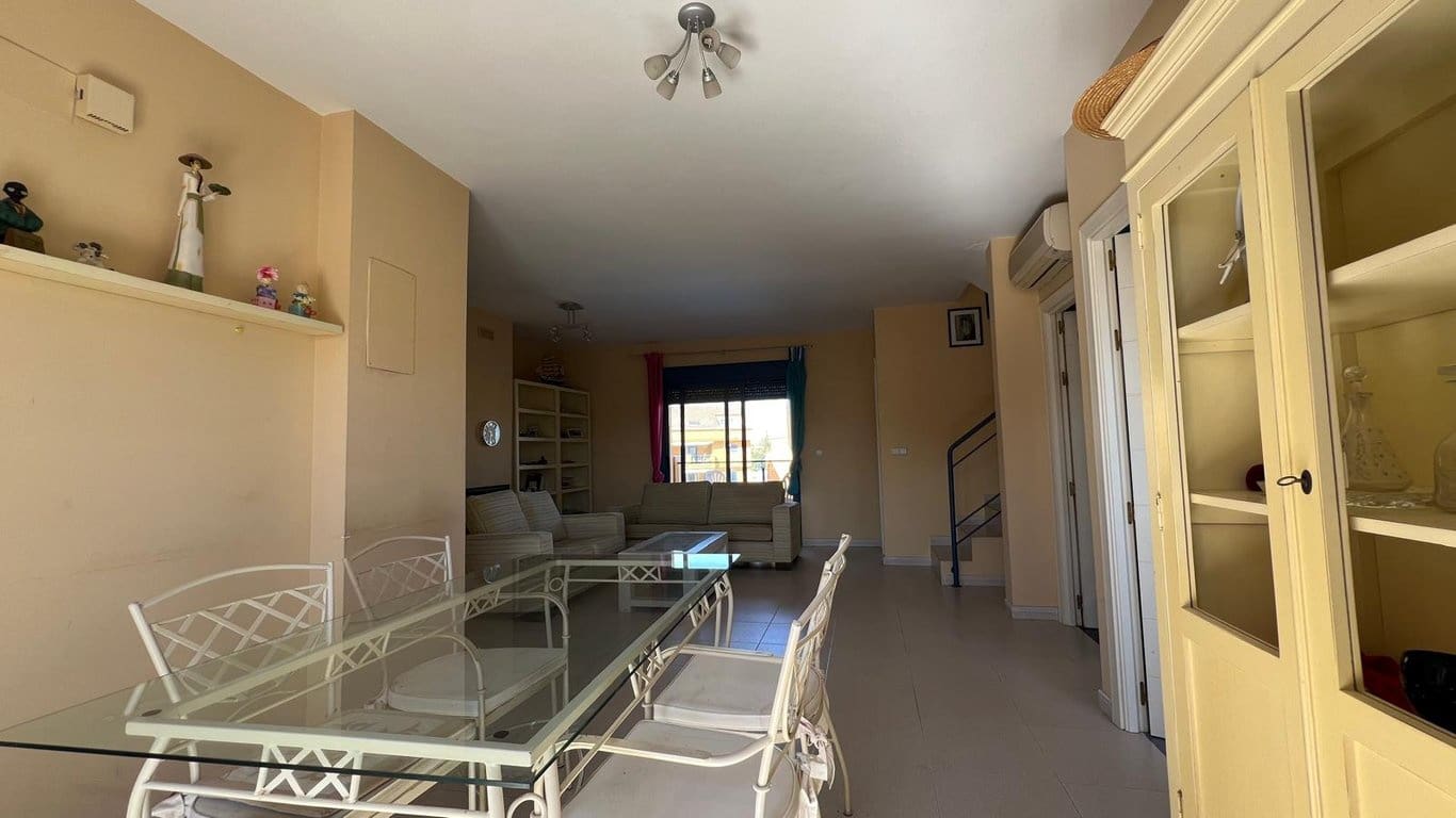 4 slaapkamer Penthouse te koop in Denia met zwembad garage - € 580.000 (Ref: 9816882)