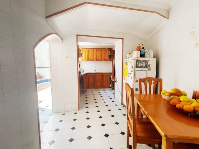 4 quarto Casa em Banda para venda em L'Atzúvia - 220 000 € (Ref: 9816886)