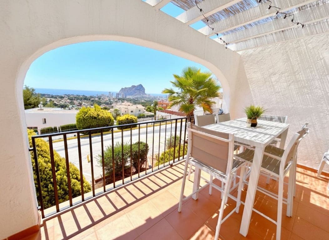 2 sovrum Lägenhet till salu i Calpe / Calp med pool - 281 000 € (Ref: 9816893)