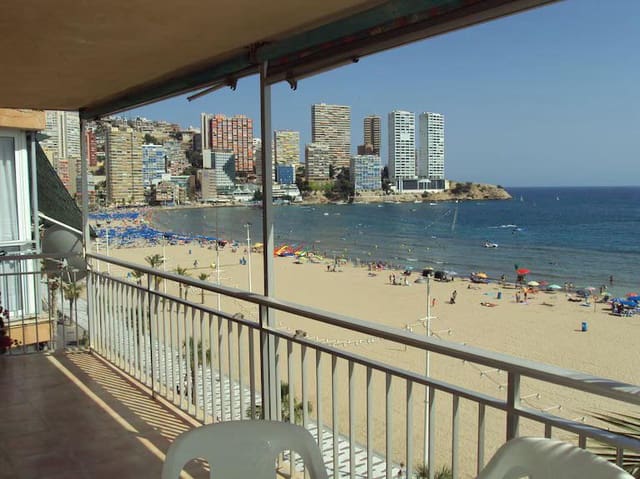 3 makuuhuone Asunto myytävänä paikassa Benidorm - 490 000 € (Ref: 9816900)