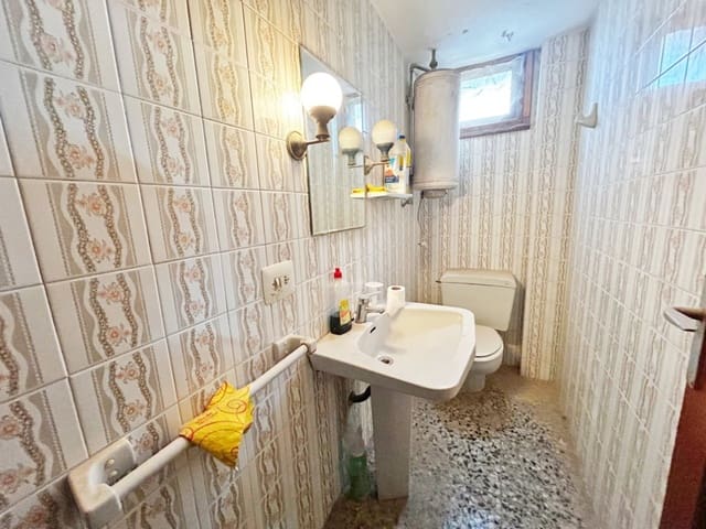 7 Zimmer Haus zu verkaufen in Benissa - 320.000 € (Ref: 9816902)