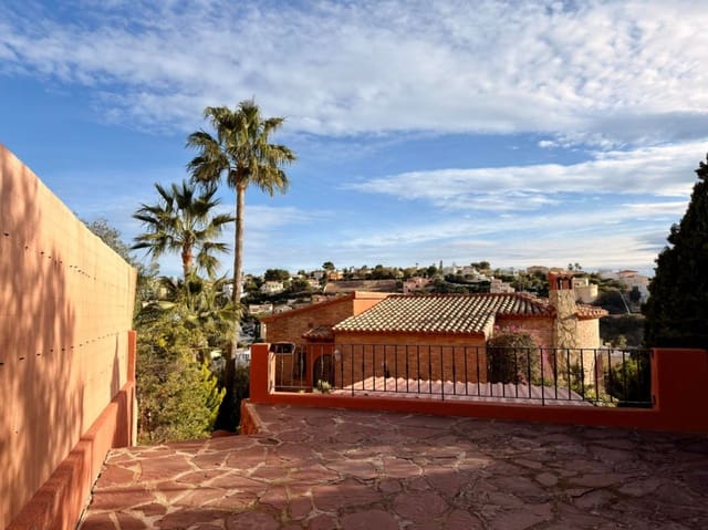 3 chambre Villa/Maison à vendre à Benitachell / Benitatxell avec piscine garage - 520 000 € (Ref: 9816909)