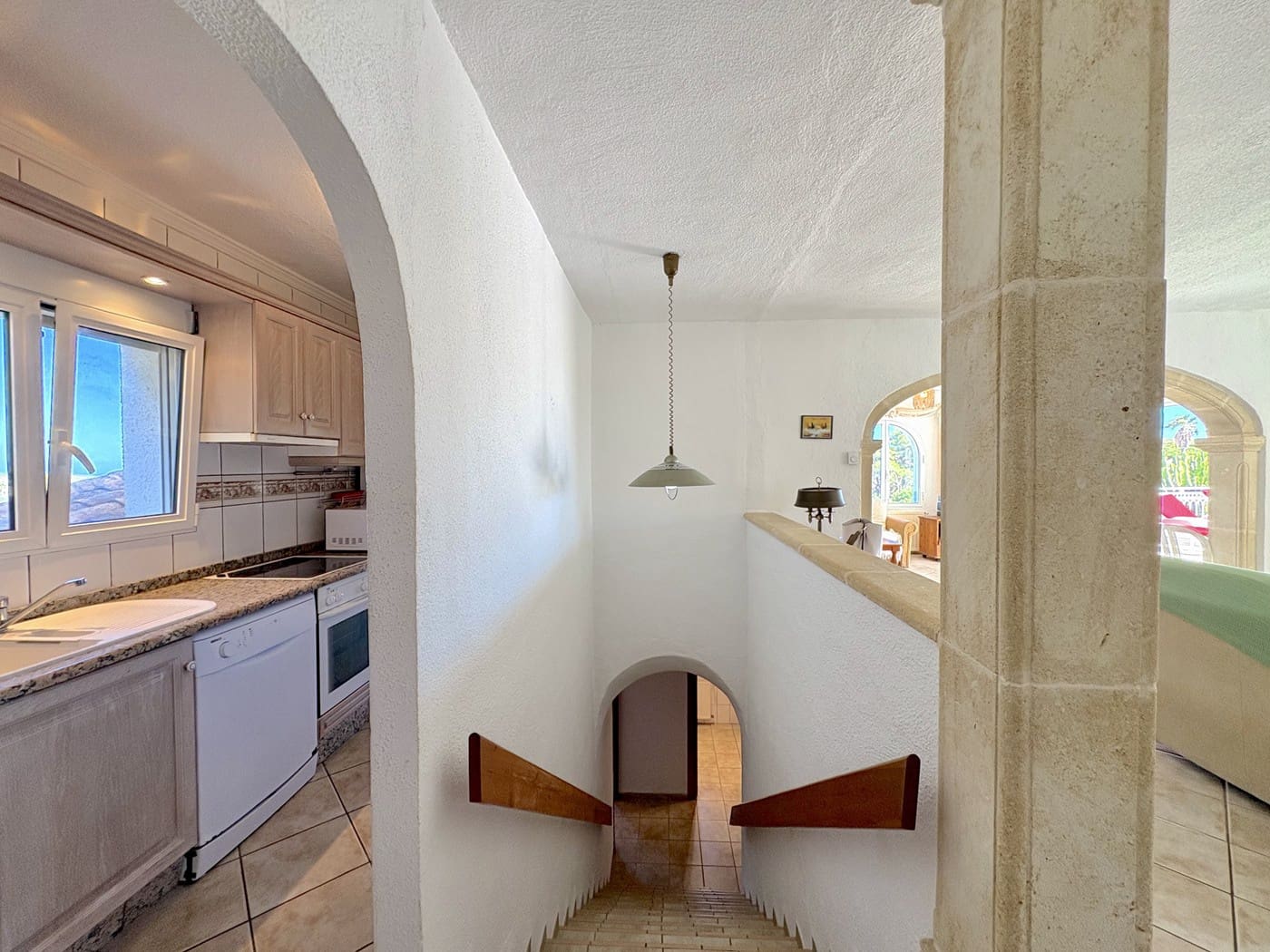 4 Zimmer Villa zu verkaufen in Benitachell / Benitatxell mit Pool Garage - 595.000 € (Ref: 9816910)