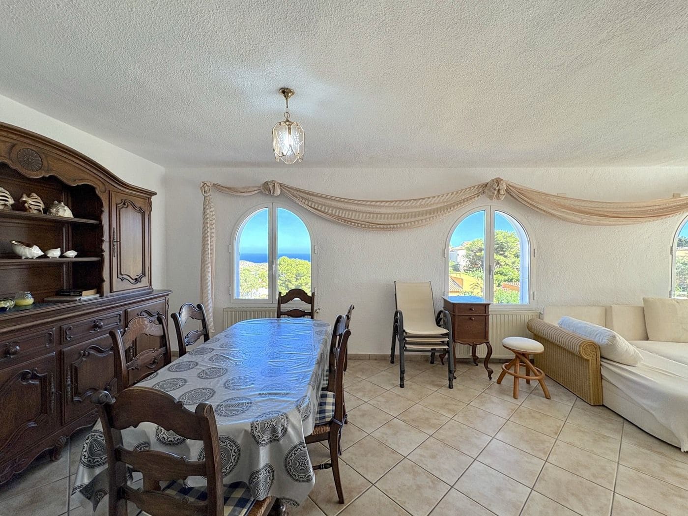 4 Zimmer Villa zu verkaufen in Benitachell / Benitatxell mit Pool Garage - 595.000 € (Ref: 9816910)